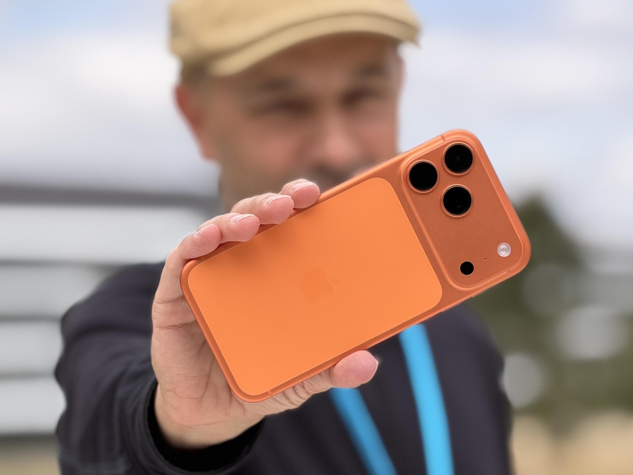 iPhone 17」シリーズを全て試して見えた--“いつもと違う”選び方の