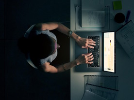 AIによる「定型業務」の排除は創造性を殺すか--専門家が警鐘を鳴らす効率化のワナ