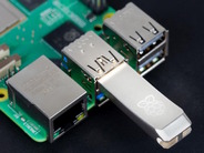 「Raspberry Pi」に公式USBフラッシュメモリーが登場--マルチOS運用や大容量データ処理を最適化