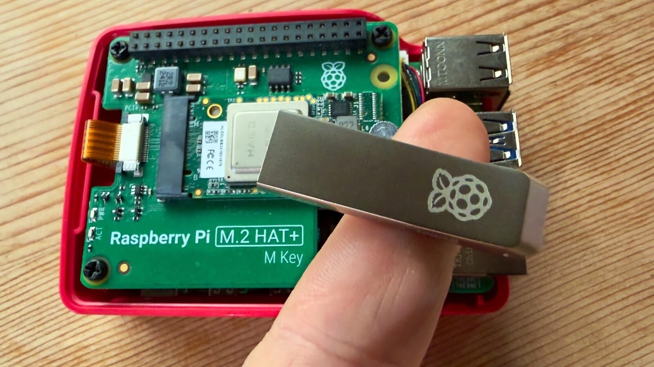 Raspberry Pi」の純正USBフラッシュドライブが登場 - ZDNET Japan