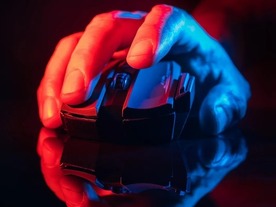 統合開発環境は時代遅れなのか--音声とマウスで2つのアプリを開発した結果