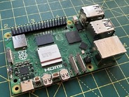 メモリー高騰の影響を受ける「Raspberry Pi」、今後の見通しと対策