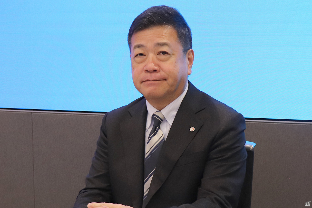 富士通、利益率10％を突破--メインフレーム終息と「10年ビジョン」で