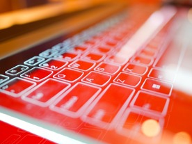 「Linux」カーネルに三たび重大な脆弱性が見つかる--AIツールの登場で加速