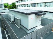 シュナイダーエレクトリック、山口赤十字病院にコンテナー型DC構築--ラック集約、省エネも