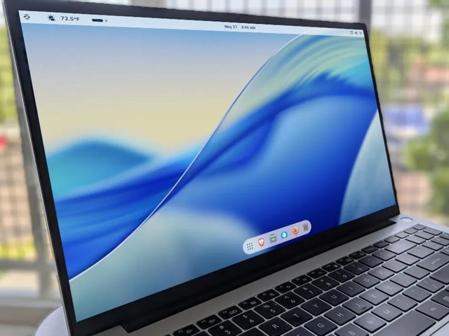 無料で「Linux」を「MacOS」のように見せる--「Zorin OS」の簡単設定術