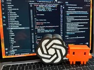 「Codex」と「Claude」と4700行のコードで大規模スパム攻撃を止めた体験記
