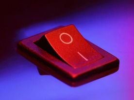 欧州企業の75％が米国の「キルスイッチ」に警戒、米国企業にも同様のリスク