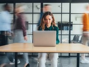 もはや専門職が不要に？　AIエージェント化する職場で価値を維持する方法