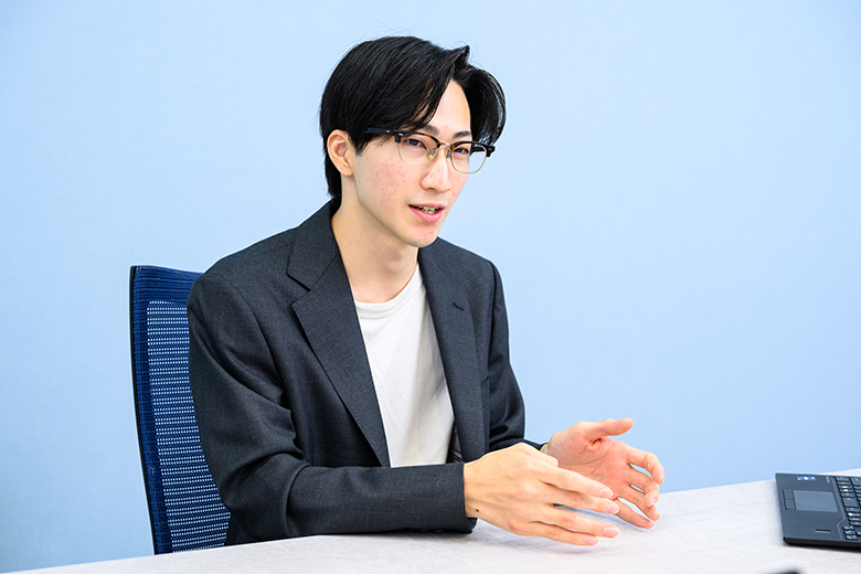 内田棟士氏