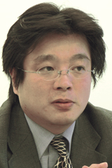 日本電子認証協議会　代表理事　（日本クロストラスト株式会社　代表取締役）　秋山 卓司氏